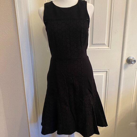 J. Crew Dresses & Skirts - J. Crew Fit & Flare Perforated Dress Women’s Size 2